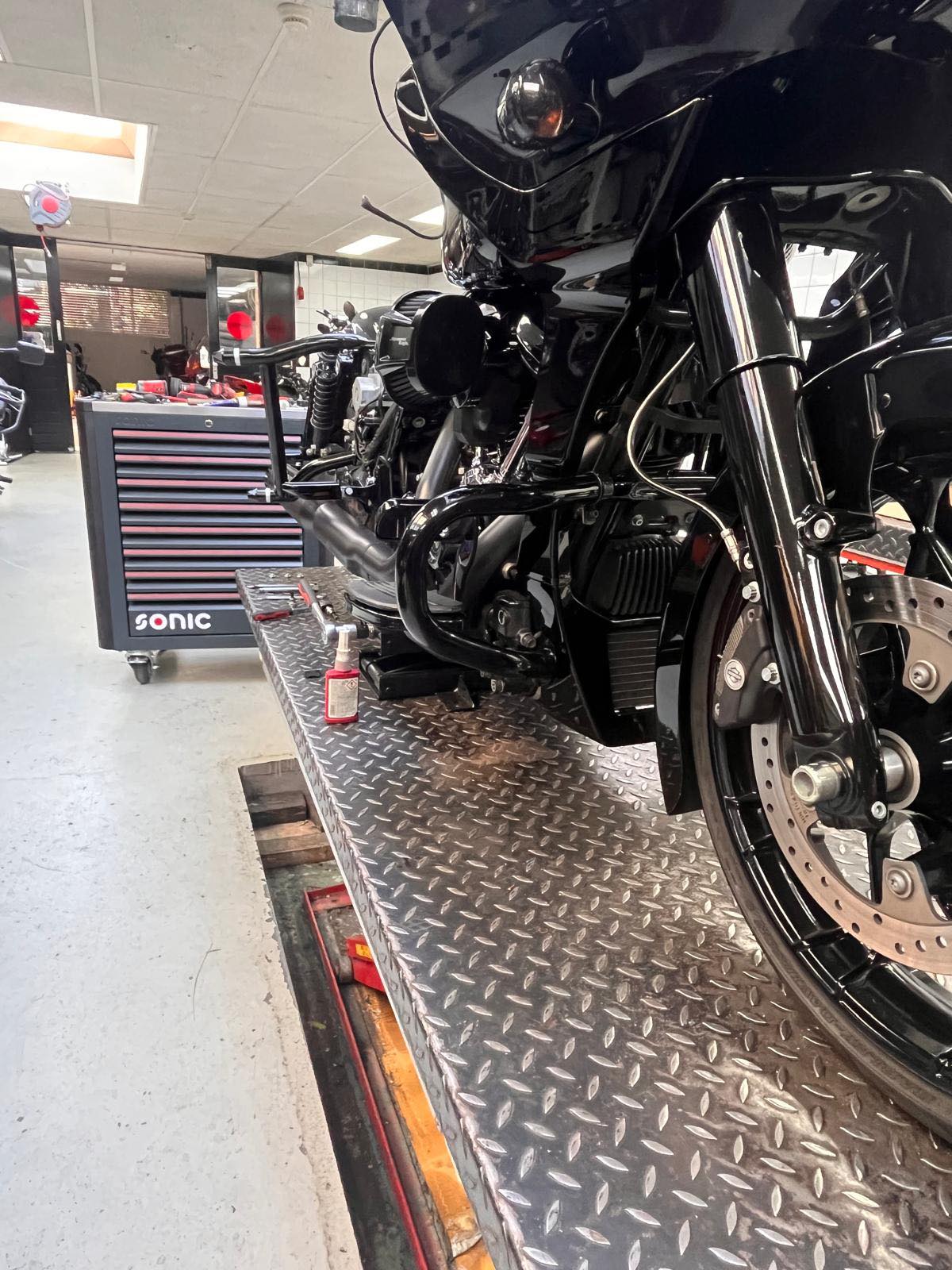 Motor Reparatie Delft Bluebikes